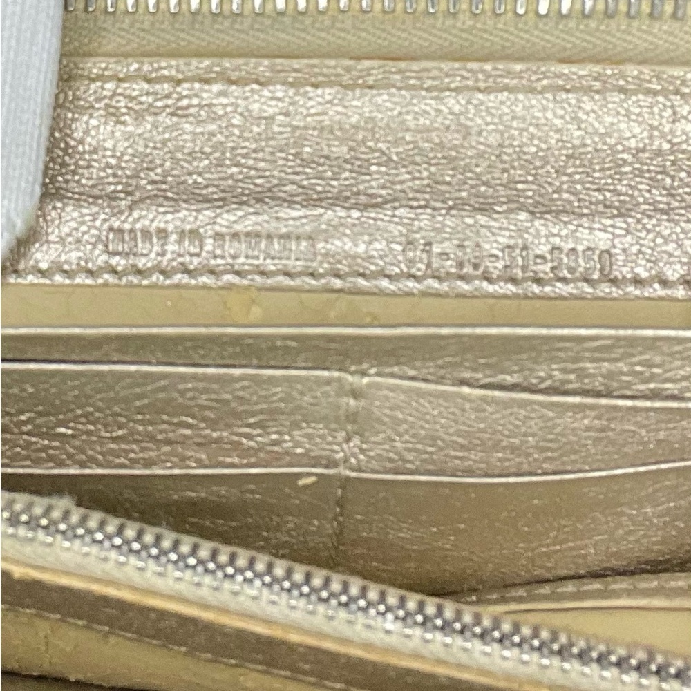 Chloe Vintage Gold Long Wallet - Picture 11 of 13